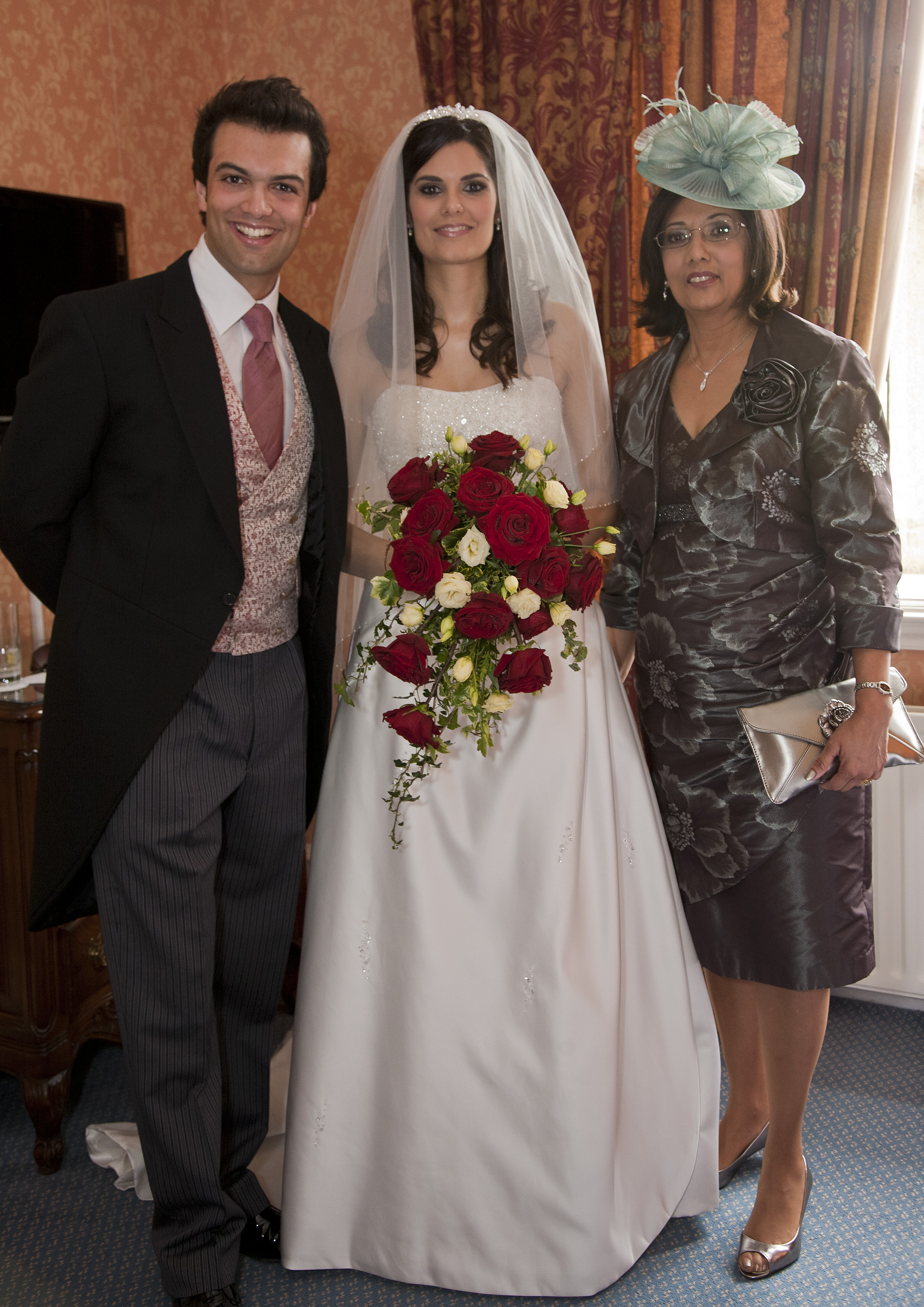 Nicola & Michael Wed Apr 2011 (13)